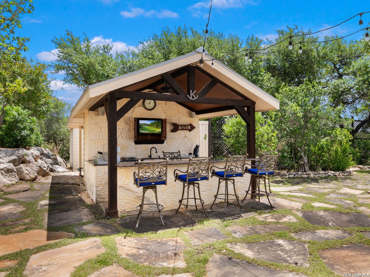 209 River Cliff Place