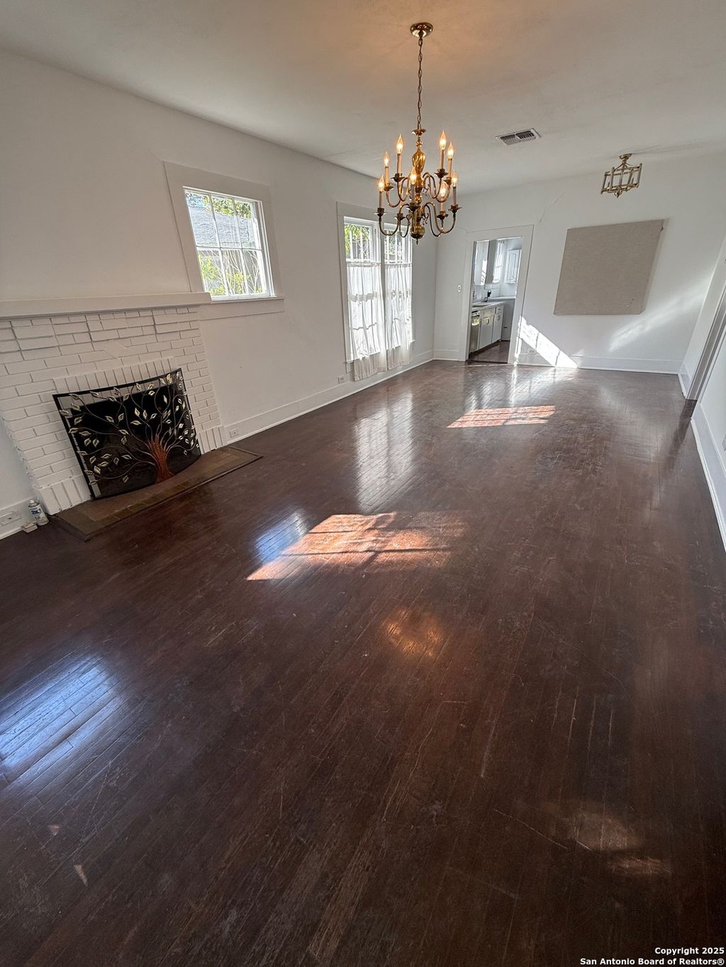 Photo of 213 Normandy, Alamo Heights, TX 78209 (MLS # 1915749)