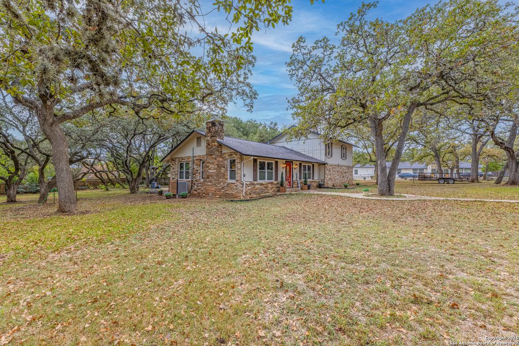 Photo of 26410 Teepee, Boerne, TX 78006 (MLS # 1926890)