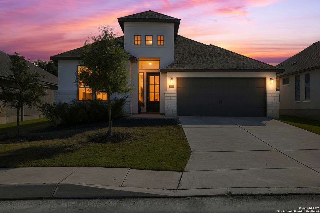 Photo of 8928 whimsey, Fair Oaks Ranch, TX 78015 (MLS # 1920158)