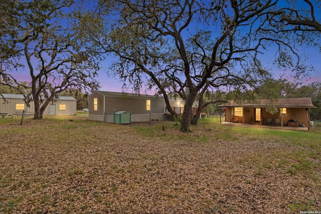 Photo of 169 Oak Hollow Drive, Pipe Creek, TX 78063 (MLS # 1954529)