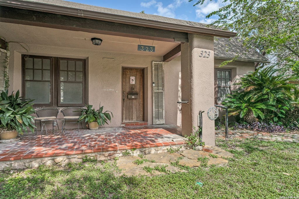 Photo of 323 W LULLWOOD AVE, San Antonio, TX 78212 (MLS # 2023590)