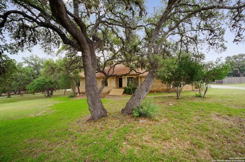 29241 Seabiscuit Boerne TX 78015