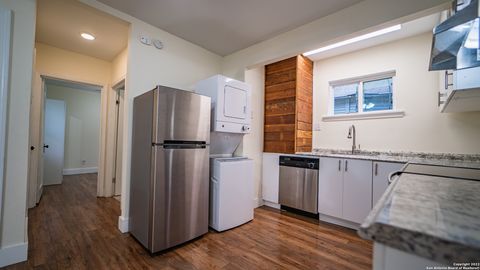 Tiny photo for 130 E Norwood Ct 3 #3, San Antonio, TX 78212 (MLS # 1959893)