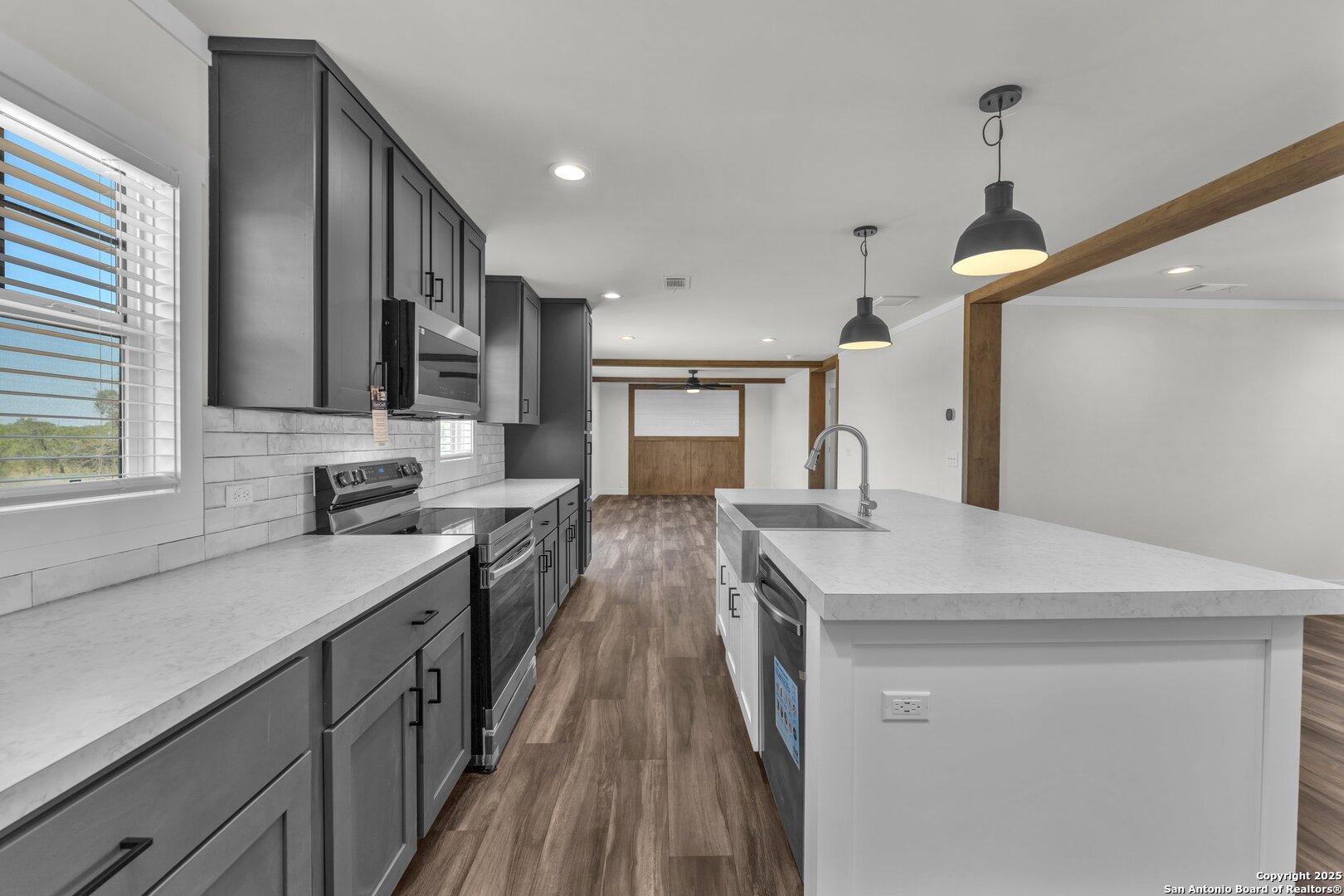 132 Syrah St