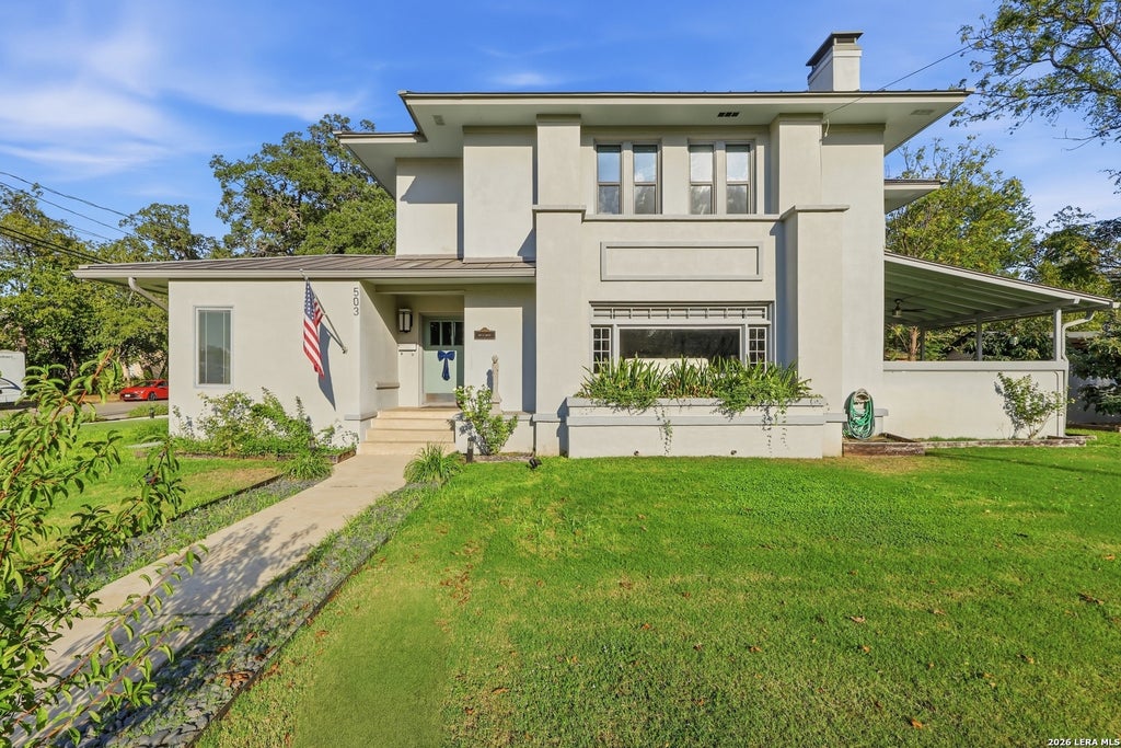 Photo of 503 S AUSTIN ST, Seguin, TX 78155 (MLS # 2021081)