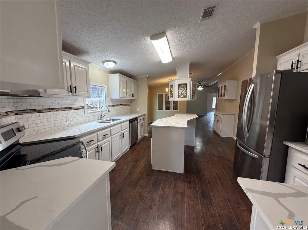 Photo of 625 &amp; 655 BUCK RUN PASS, Canyon Lake, TX 78133 (MLS # 1951615)