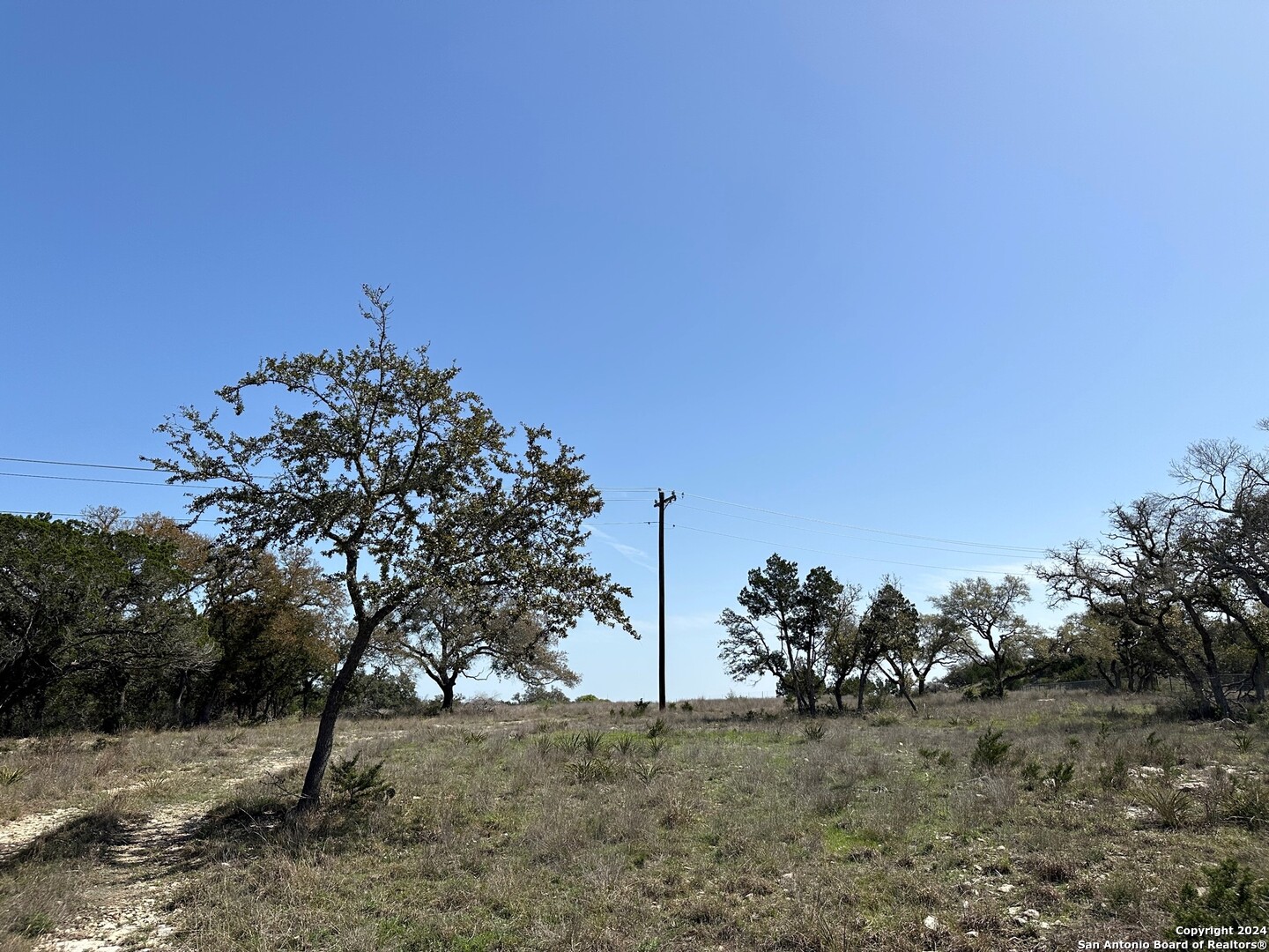 Photo 1 of 9 — 2154 ALTO LAGO, Canyon Lake, TX 78133