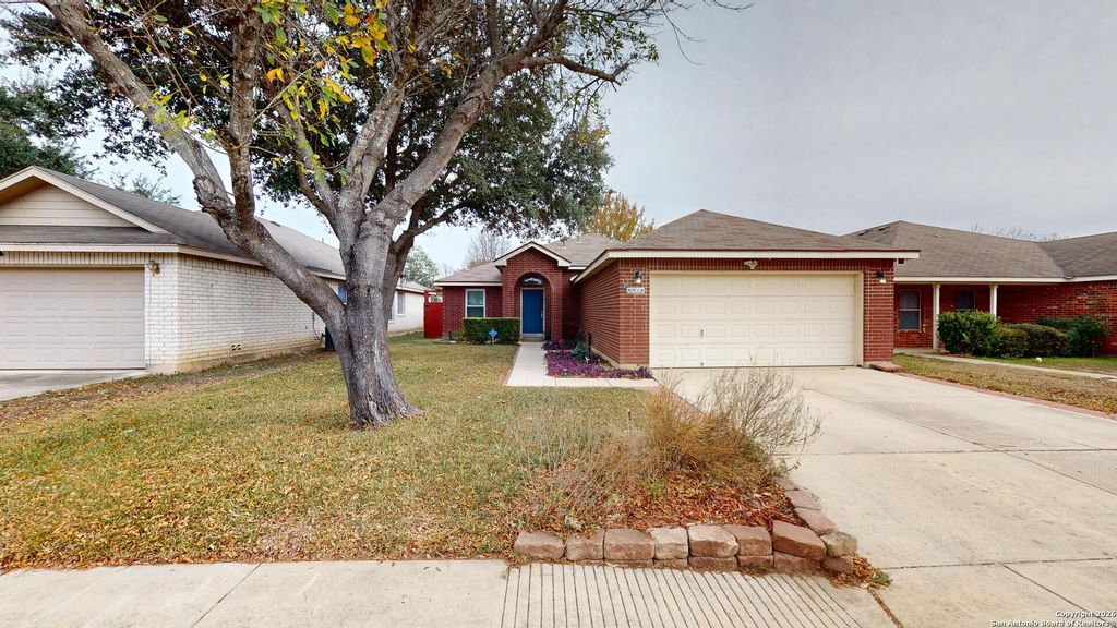 Photo of 8010 Seminario, San Antonio, TX 78250 (MLS # 1933840)