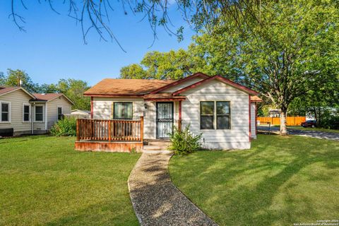 1803 Mardell San Antonio TX 78201