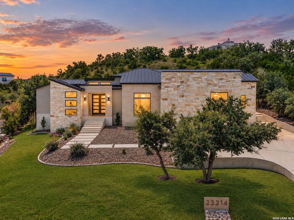 Photo of 23214 Edens Canyon, San Antonio, TX 78255 (MLS # 2024066)
