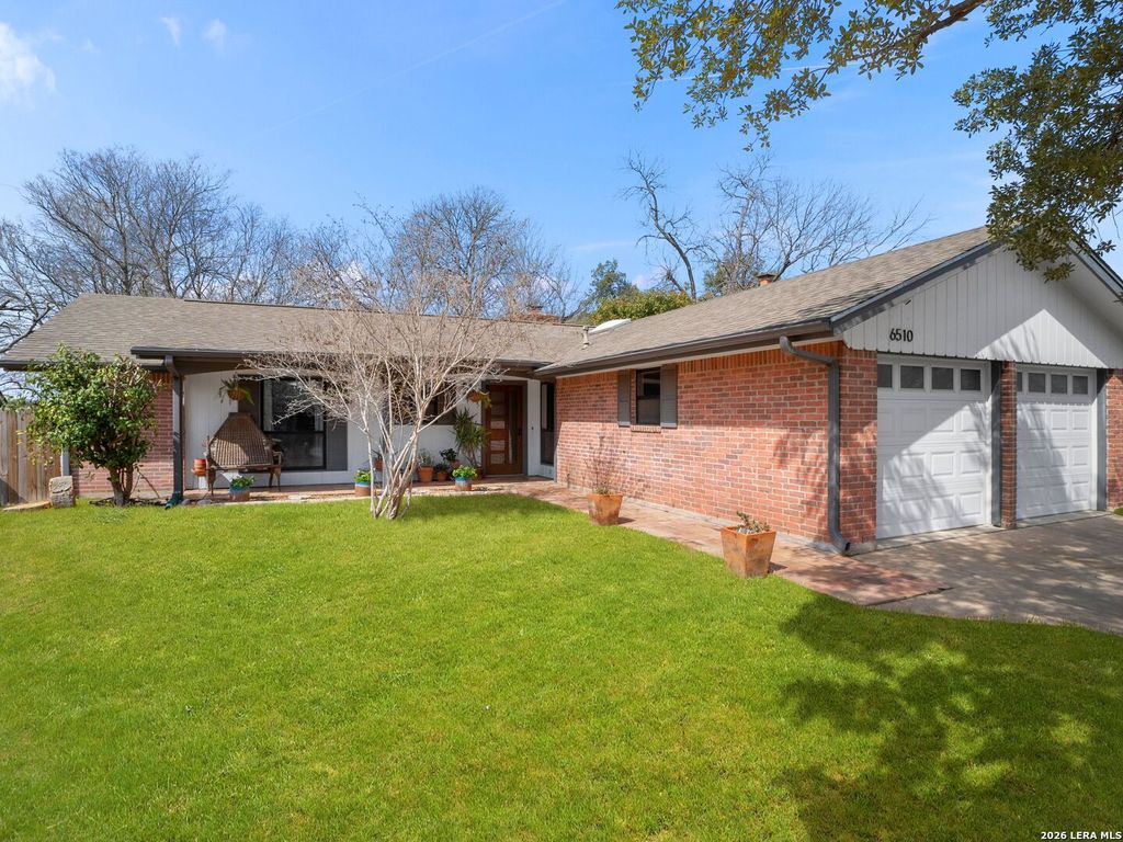 Photo of 6510 Sunstrip, Austin, TX 78745 (MLS # 1943970)