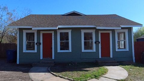 Photo of 538 Kayton 538 #538, San Antonio, TX 78210 (MLS # 1950815)