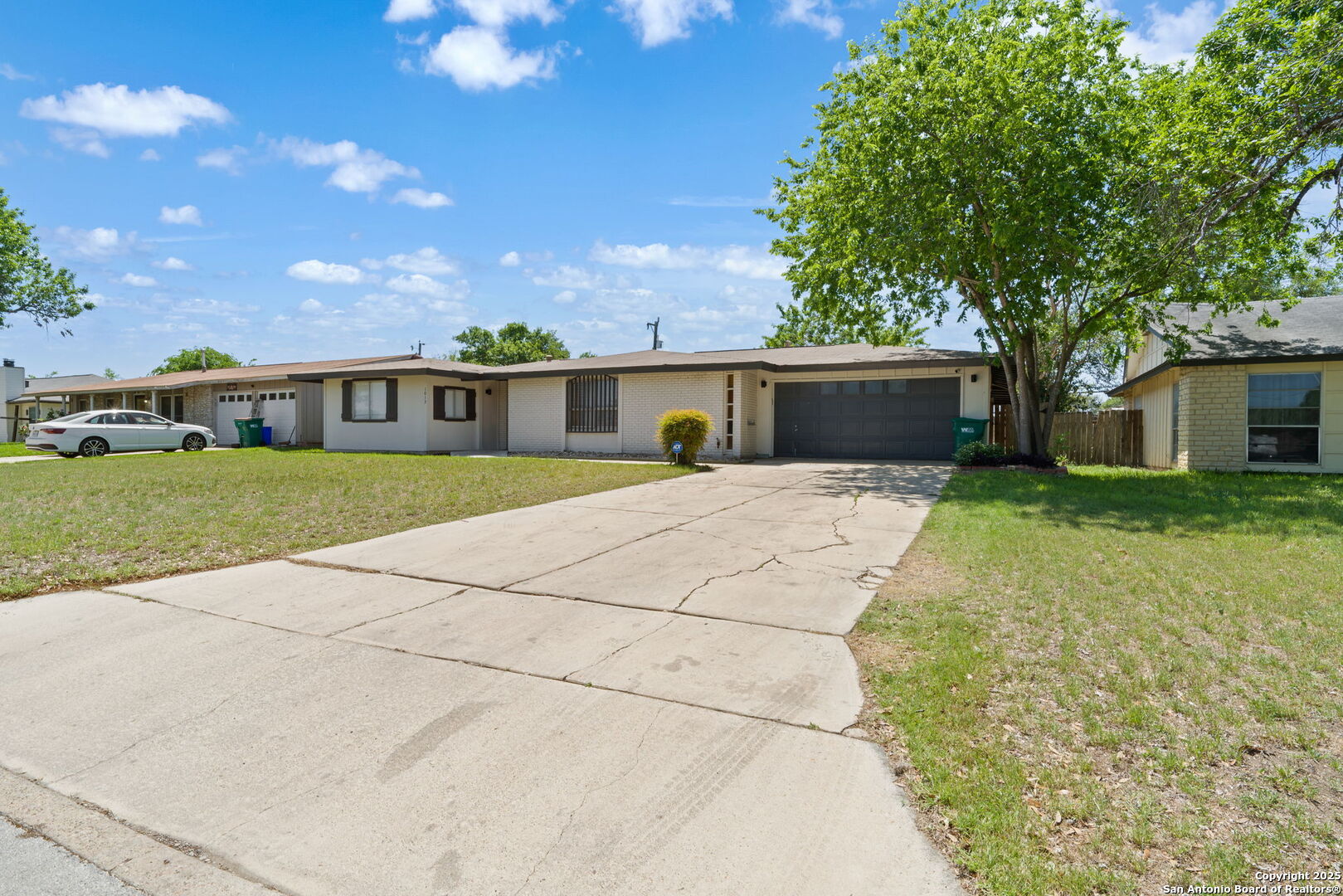 1013 North Blvd