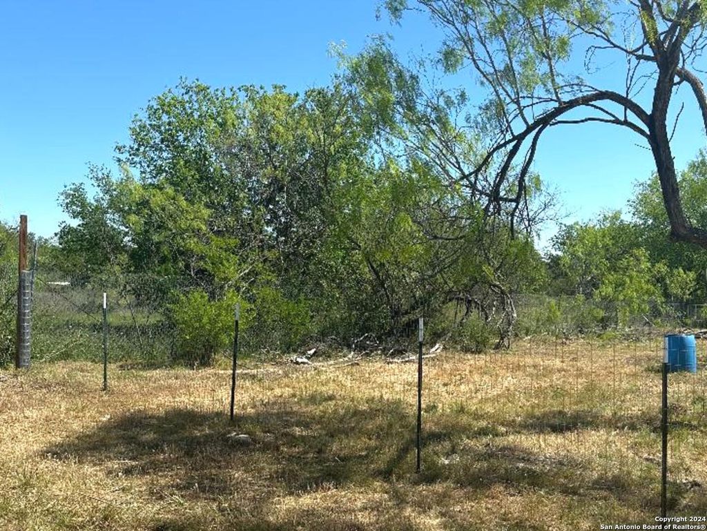 Photo of LOTS 64 &amp; 65 NORIEGA ST, San Antonio, TX 78227 (MLS # 1760082)