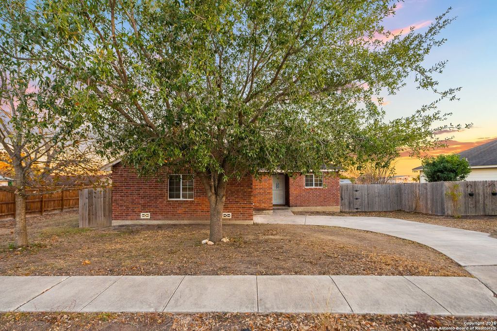 Photo of 60 3rd, Converse, TX 78109 (MLS # 1934815)