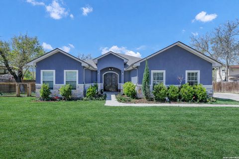 Search 23007 Dream Elmendorf TX 78112