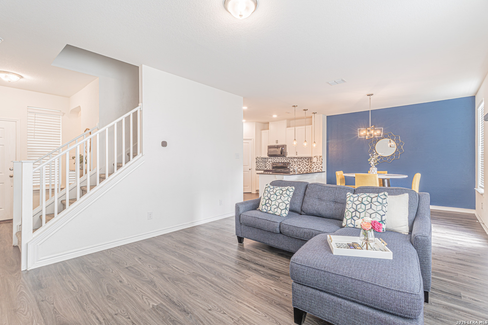 1518 OVERLOOK CV