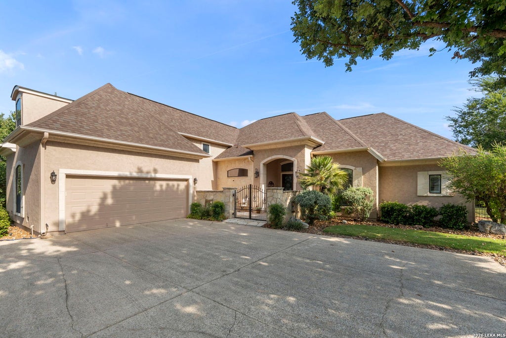 Photo of 31039 Keeneland Dr, Boerne, TX 78015 (MLS # 2015612)