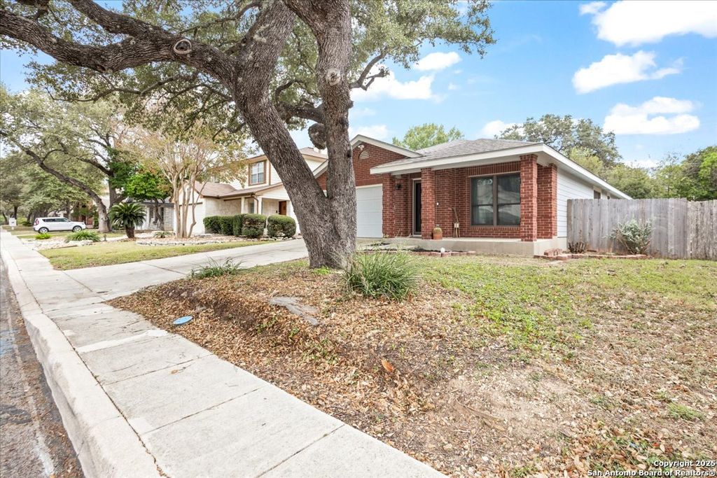 Photo of 8454 Shooting Quail, San Antonio, TX 78250 (MLS # 1925968)