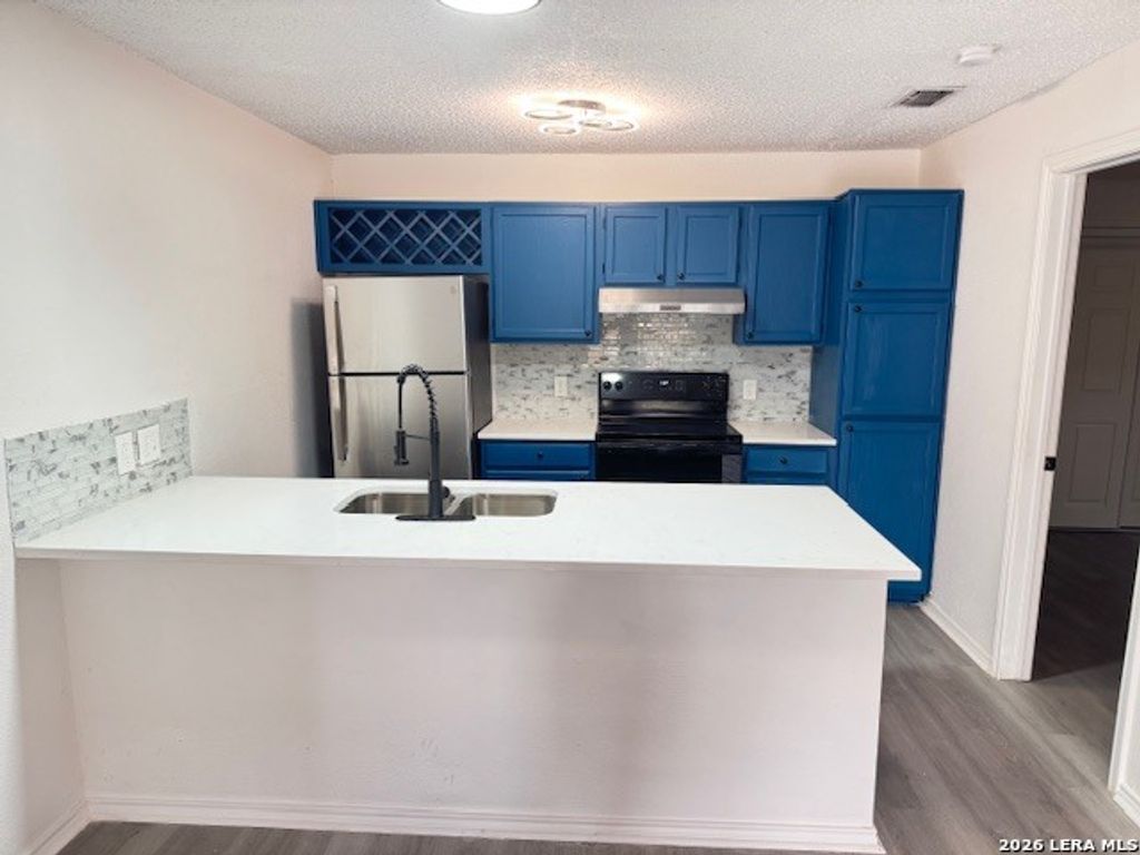 Photo of 5322 Medical E208 #E208, San Antonio, TX 78240 (MLS # 1937687)