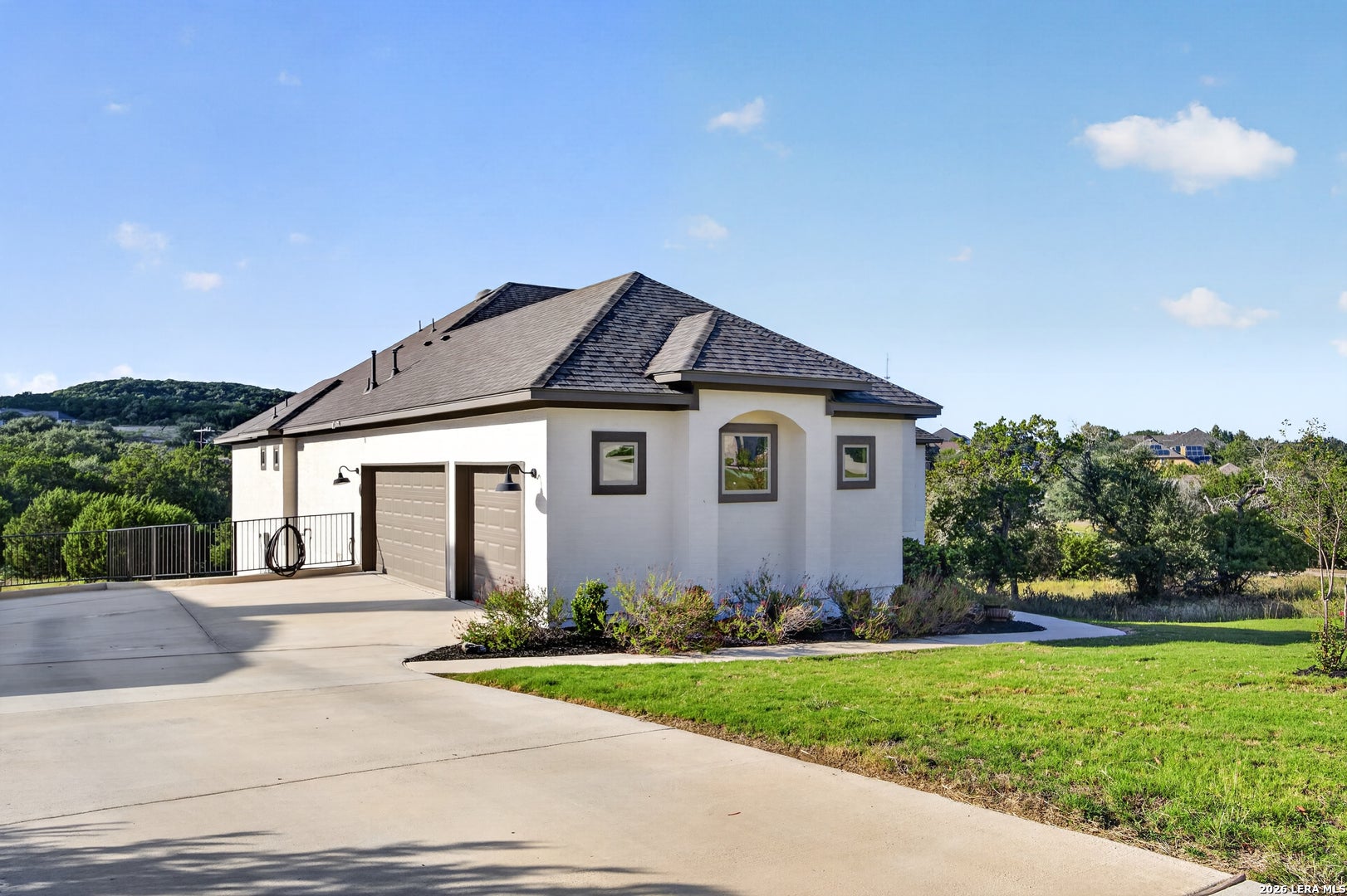 25147 Buffalo Clover