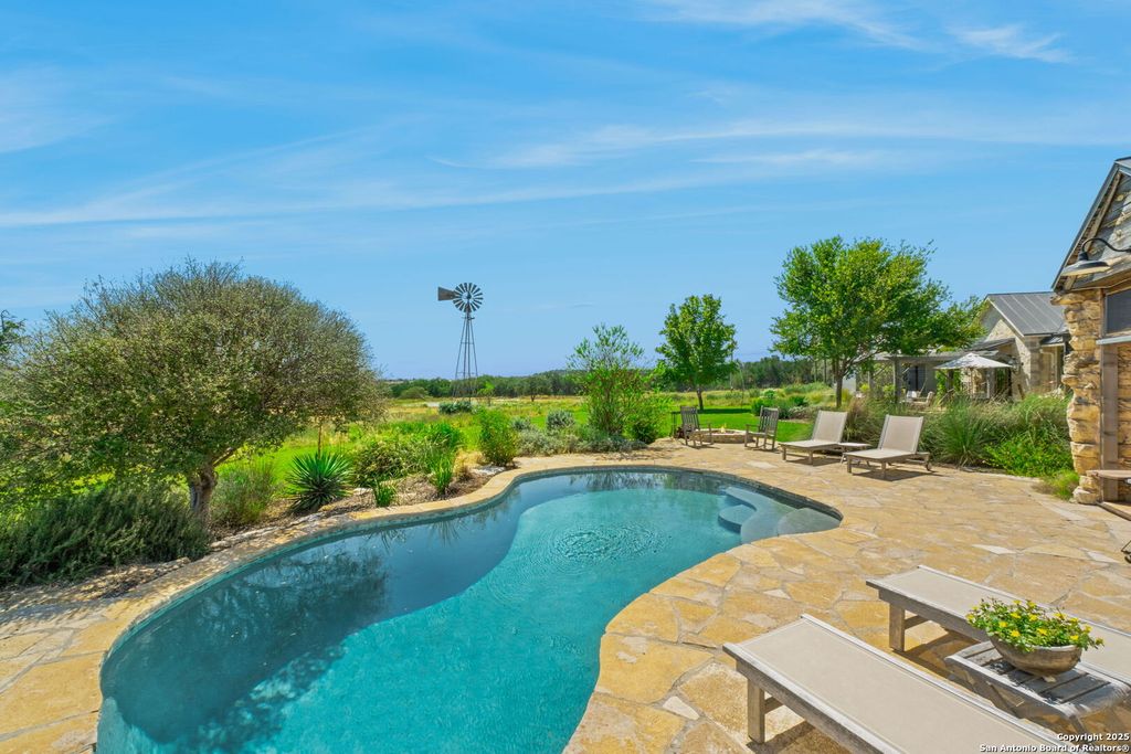 Photo of 716 Arbor Ridge, Fredericksburg, TX 78624 (MLS # 1906536)