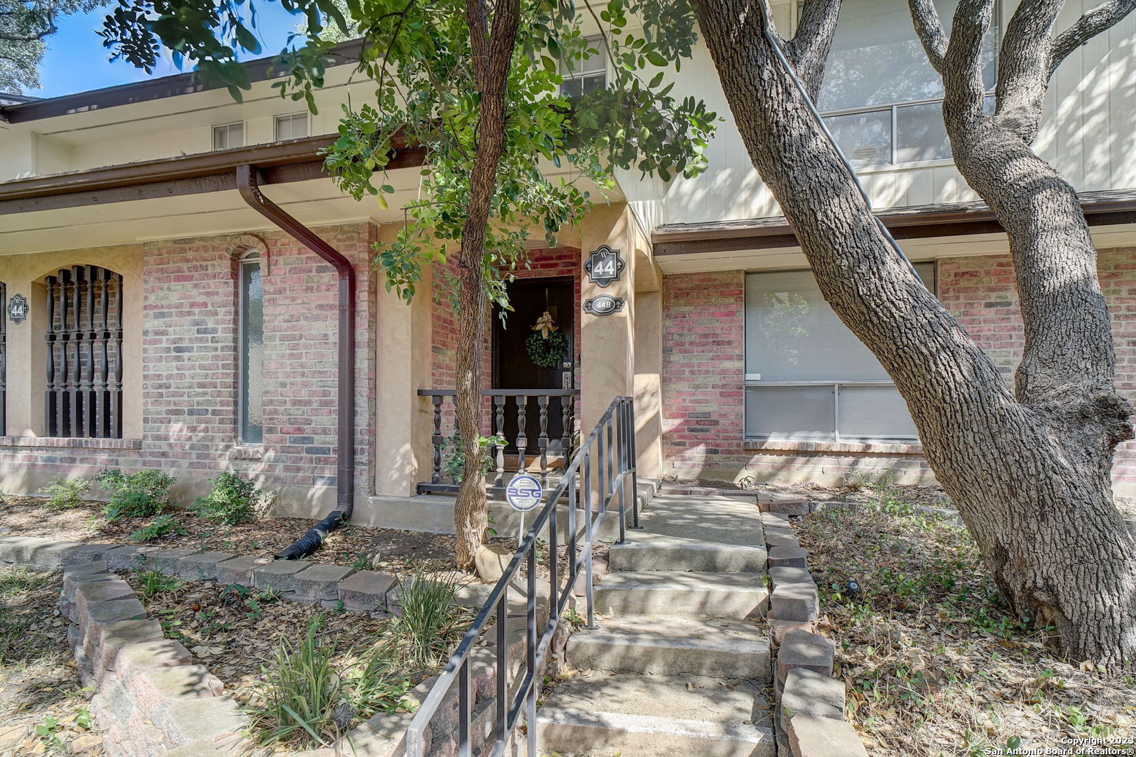 8915 DATAPOINT DR 44B
