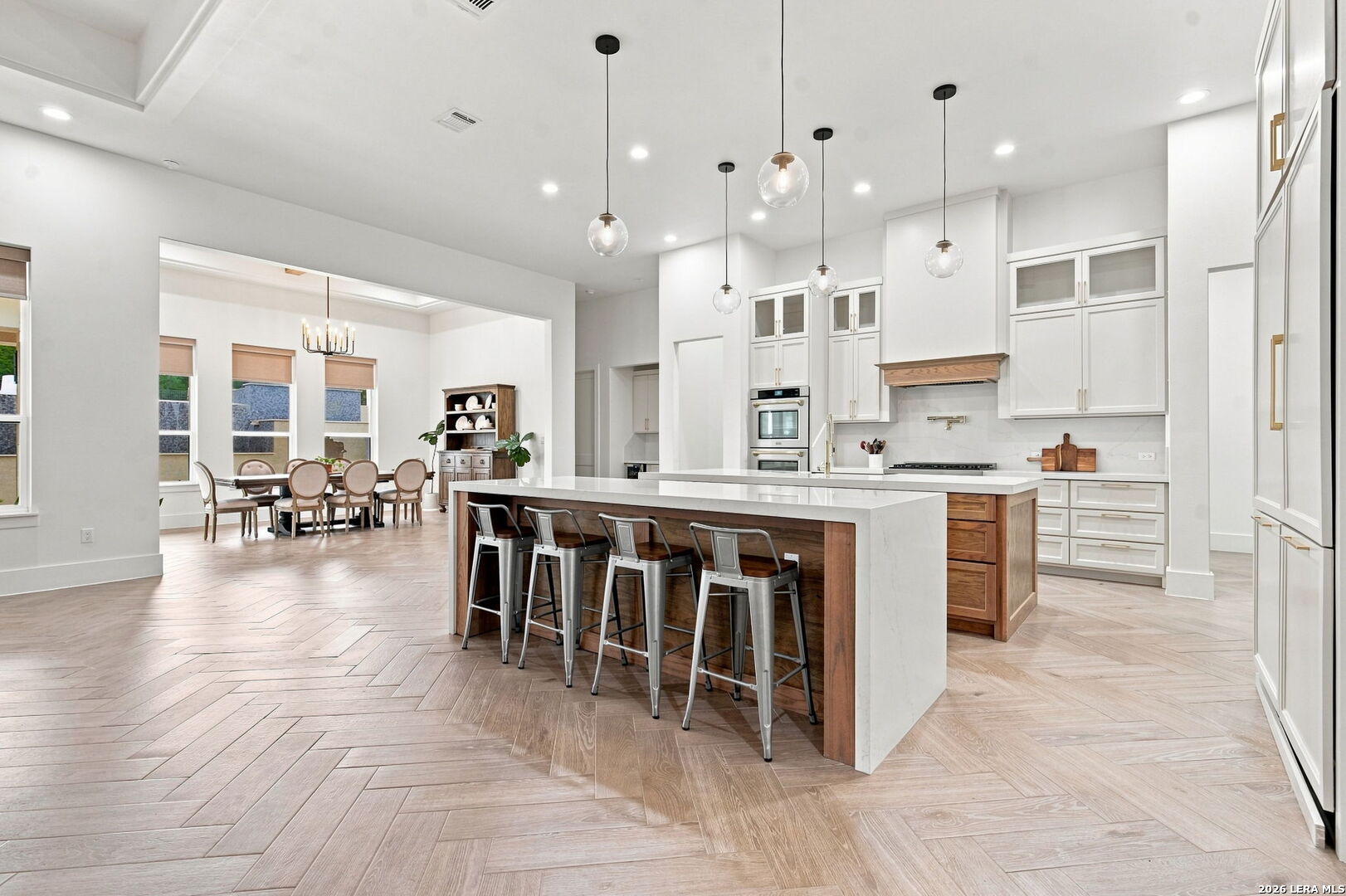 1125 CORDOVA BND