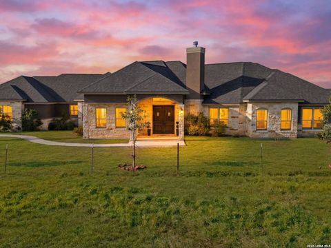 Photo of 1530 County Road 132, Floresville, TX 78114 (MLS # 1935285)