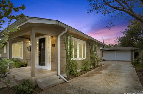 112 Lyman Terrell Hills TX 78209