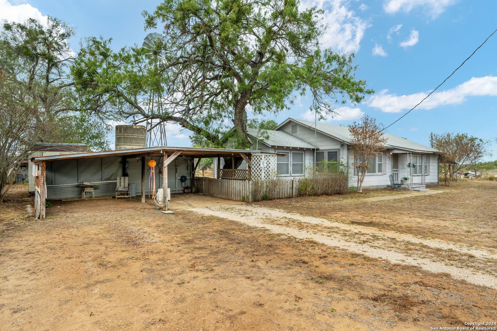 1815 COUNTY ROAD 328