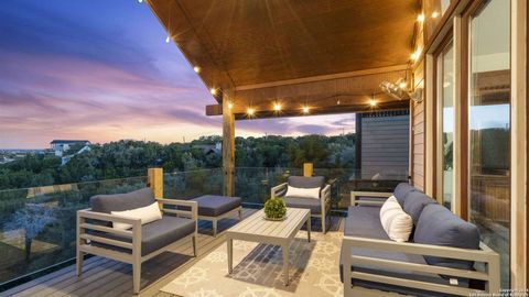 A home in Canyon Lake