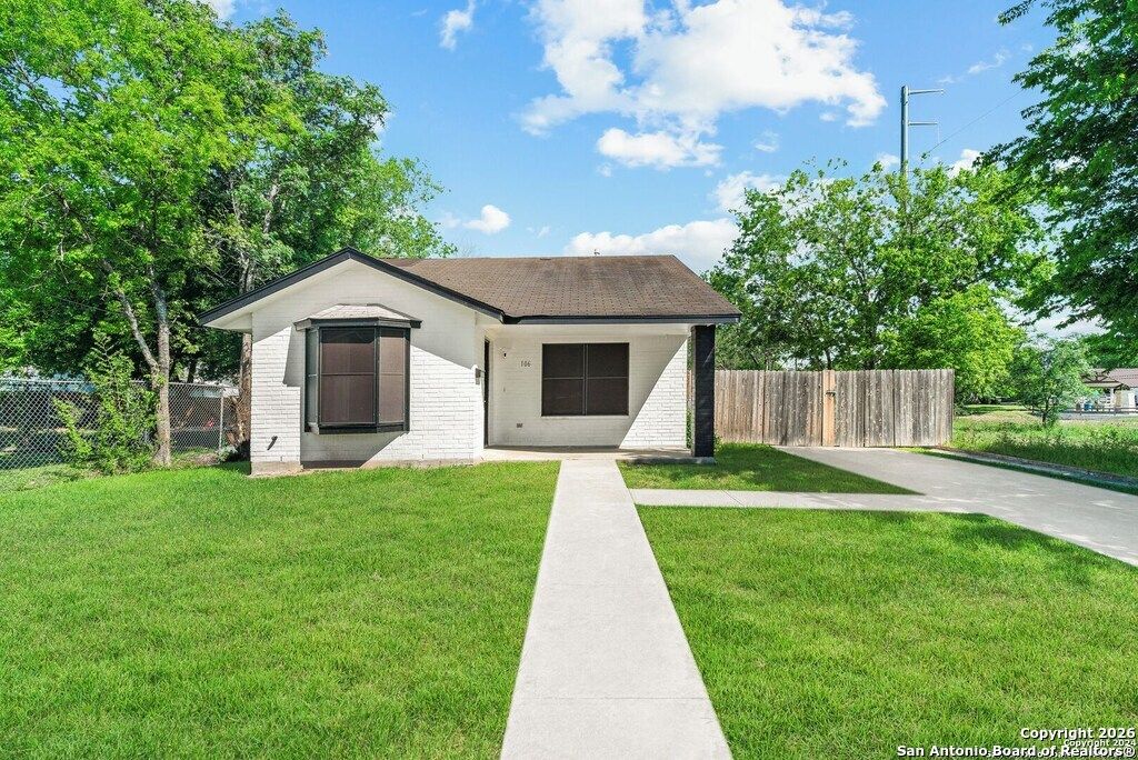 Photo of 106 Hines, San Antonio, TX 78202 (MLS # 1934329)