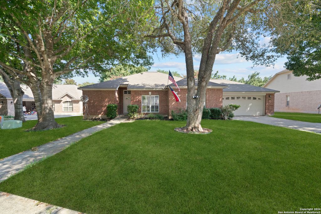 Photo of 1628 BENCH TRL, Schertz, TX 78154 (MLS # 1915267)
