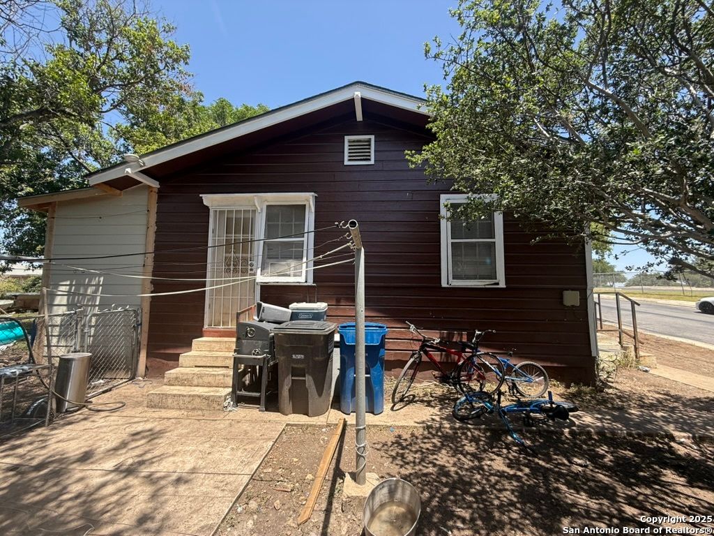 Photo of 1407 Norfleet, San Antonio, TX 78208 (MLS # 1909940)