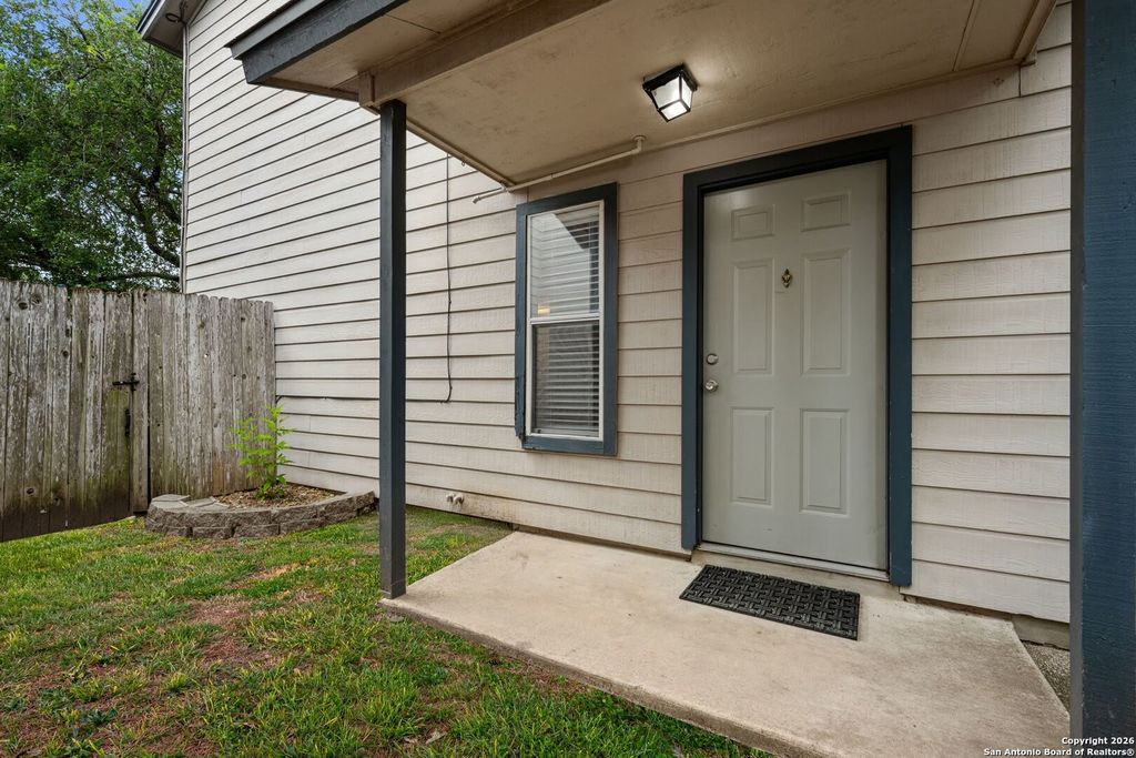 Photo of 7842 Galaway Bay, San Antonio, TX 78240 (MLS # 1934370)