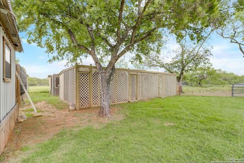 A home in Atascosa