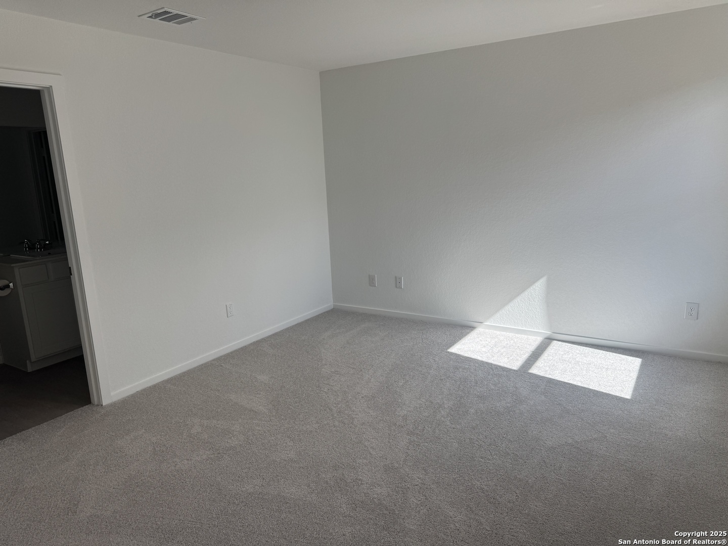 231 Ottawa Way