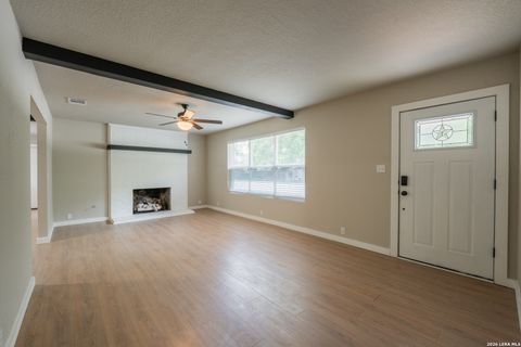 Tiny photo for 1090 Hollyhock, New Braunfels, TX 78130 (MLS # 1973508)