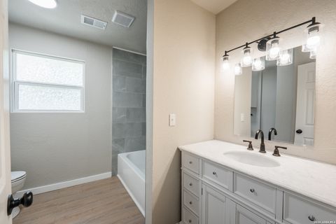 Tiny photo for 1090 Hollyhock, New Braunfels, TX 78130 (MLS # 1973508)