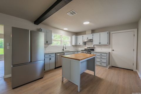 Tiny photo for 1090 Hollyhock, New Braunfels, TX 78130 (MLS # 1973508)