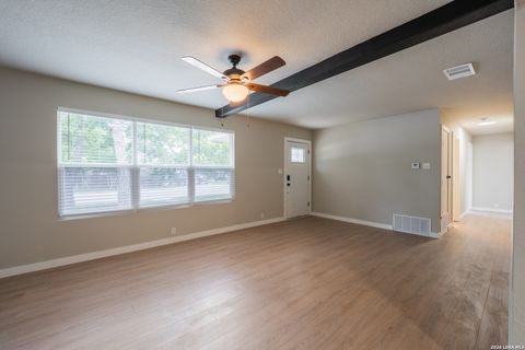 Tiny photo for 1090 Hollyhock, New Braunfels, TX 78130 (MLS # 1973508)