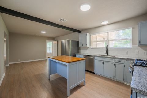 Tiny photo for 1090 Hollyhock, New Braunfels, TX 78130 (MLS # 1973508)