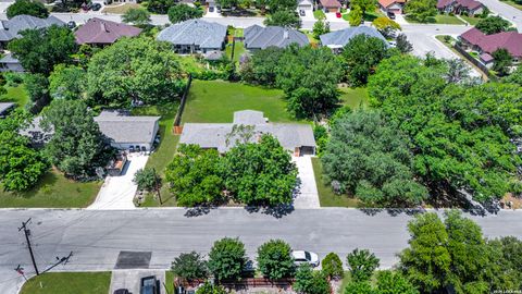 Tiny photo for 1090 Hollyhock, New Braunfels, TX 78130 (MLS # 1973508)