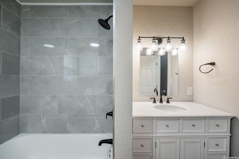 Tiny photo for 1090 Hollyhock, New Braunfels, TX 78130 (MLS # 1973508)
