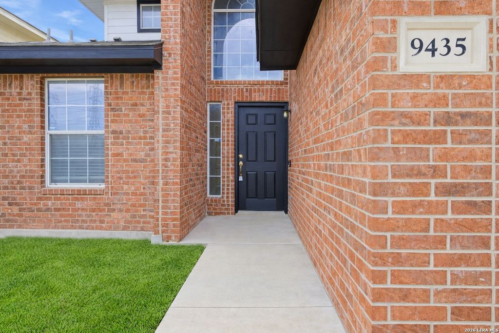 Photo of 9435 Everton, San Antonio, TX 78245 (MLS # 1954941)