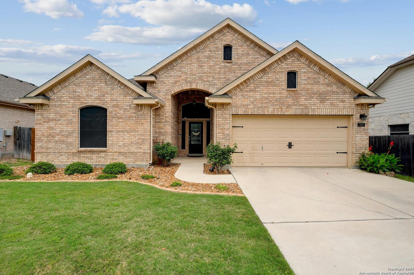 Photo 1 of 40 — 2605 PATRON VLG, Schertz, TX 78108