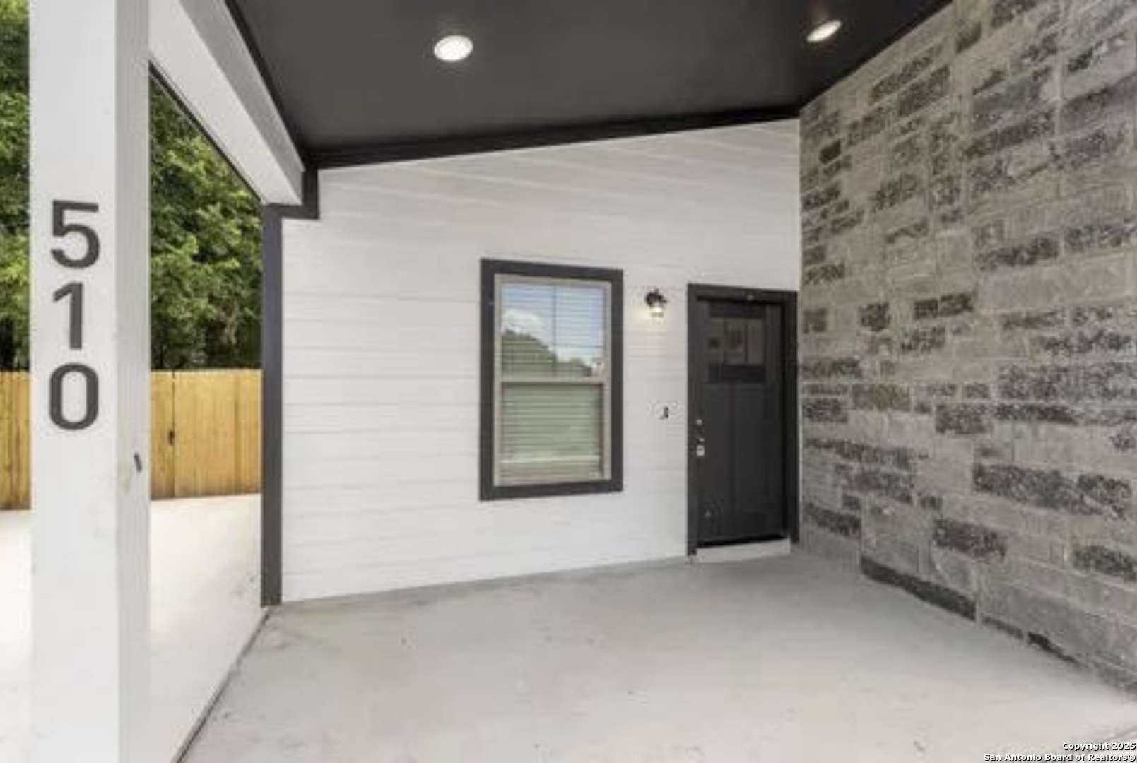 510 Carol Crest