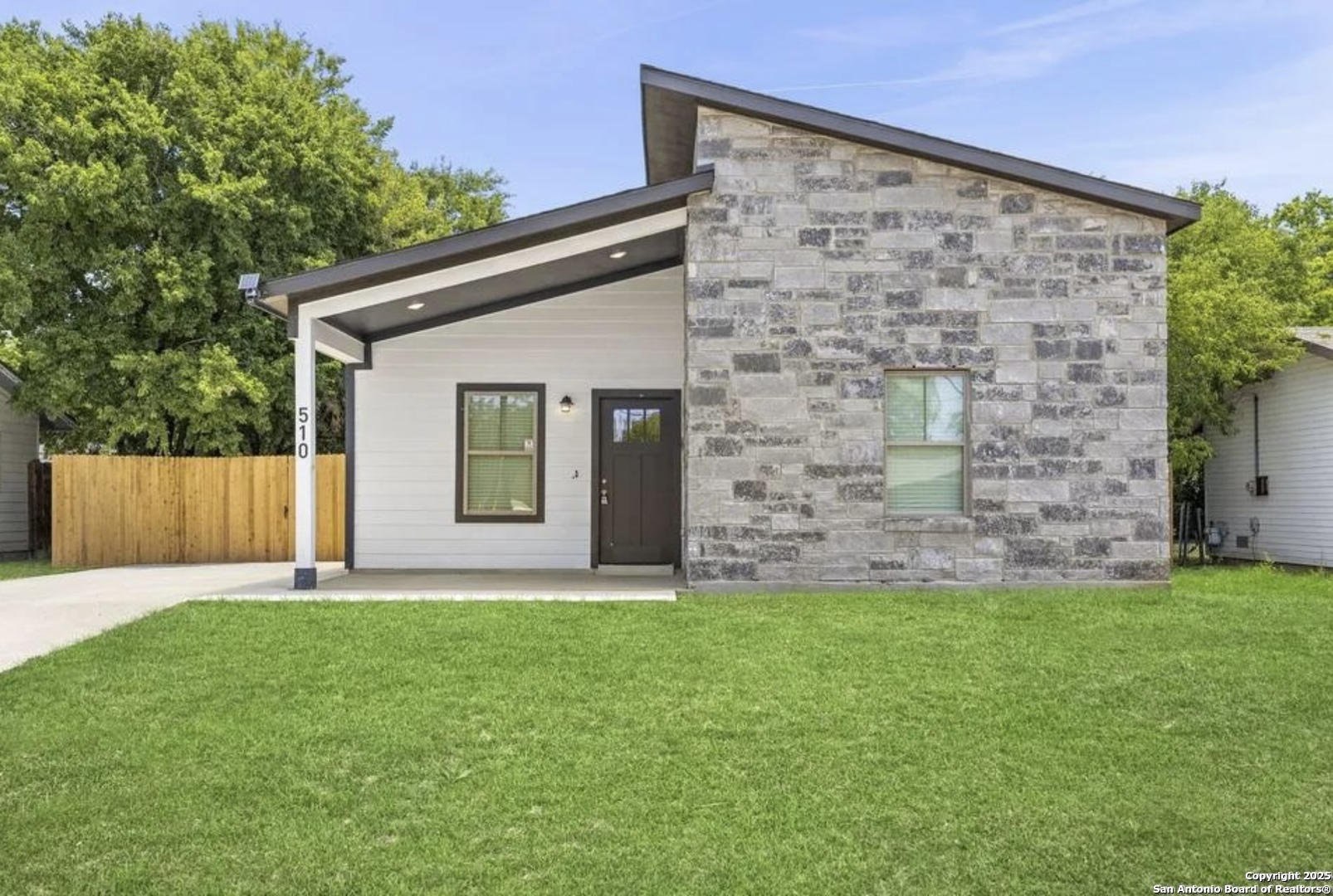 510 Carol Crest